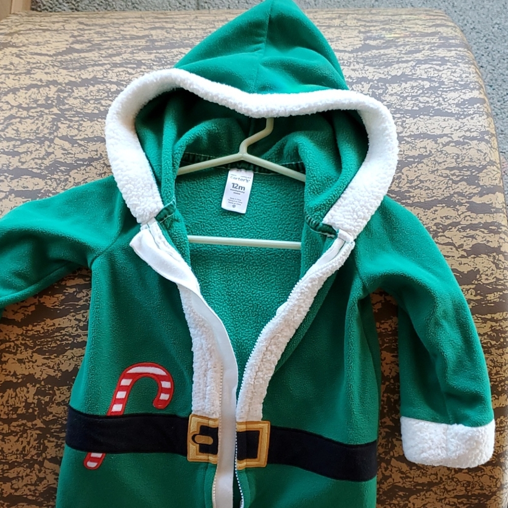 BOGO 50% 🍃 🍂 Carter's elf suit